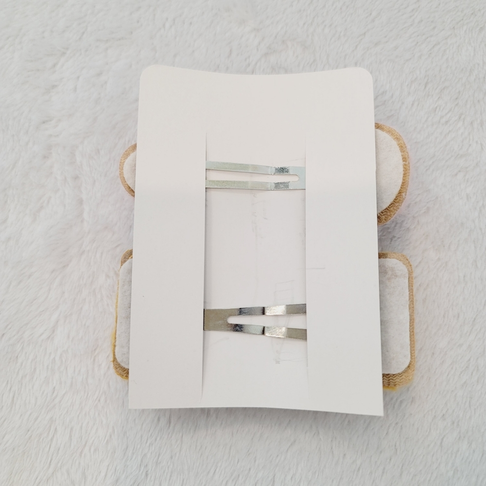 💕 NWOT 1 Pair Of Fluffy Hair Clips Pink and Yellow - Picture 2 of 9